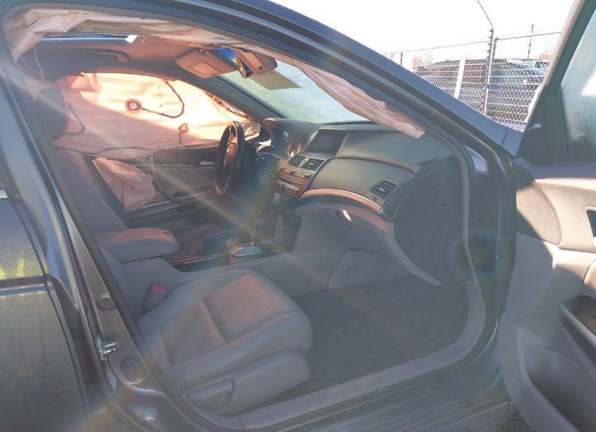 Photo 5 of 2008 Honda Accord 2.4 EX-L (VIN JHMCP26808C059432)