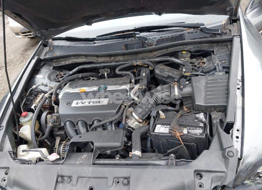 Photo 10 of 2009 Honda Accord 2.4 EX-L (VIN JHMCP26809C010507)