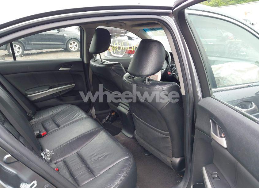 Photo 8 of 2009 Honda Accord 2.4 EX-L (VIN JHMCP26809C010507)