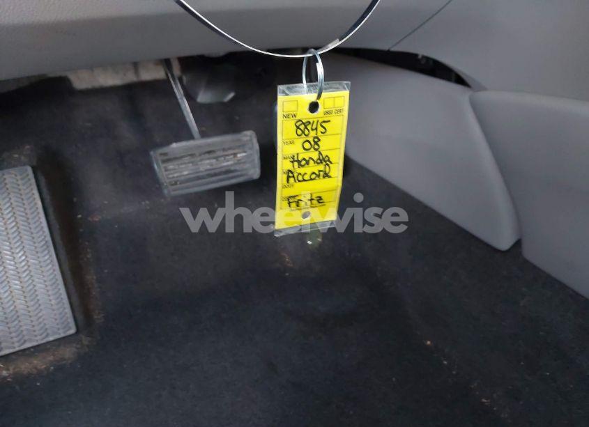 Photo 11 of 2008 Honda Accord 2.4 EX-L (VIN JHMCP26828C012824)