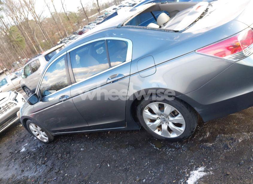 Photo 14 of 2008 Honda Accord 2.4 EX-L (VIN JHMCP26828C012824)