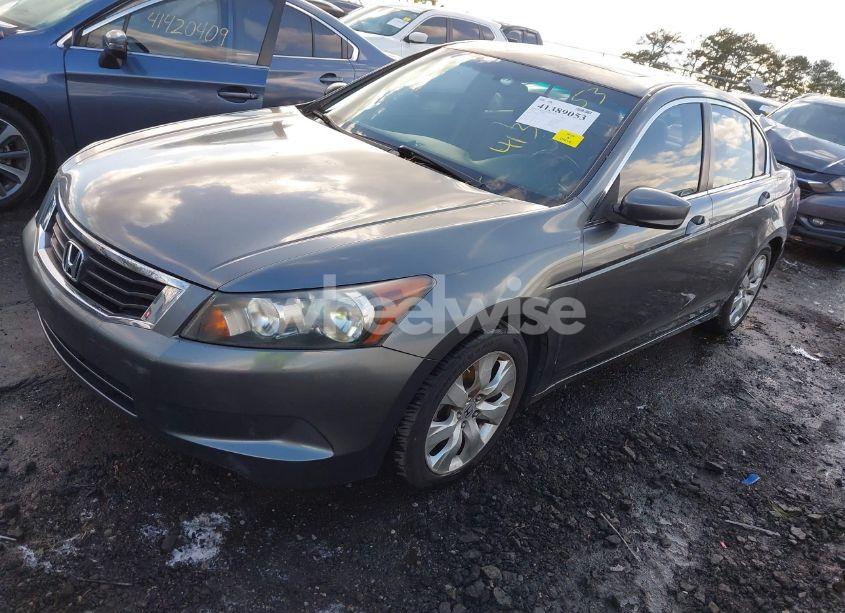 Photo 2 of 2008 Honda Accord 2.4 EX-L (VIN JHMCP26828C012824)