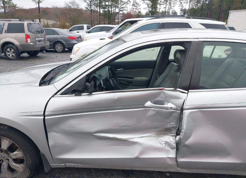 Photo 6 of 2008 Honda Accord 2.4 EX-L (VIN JHMCP26828C036900)