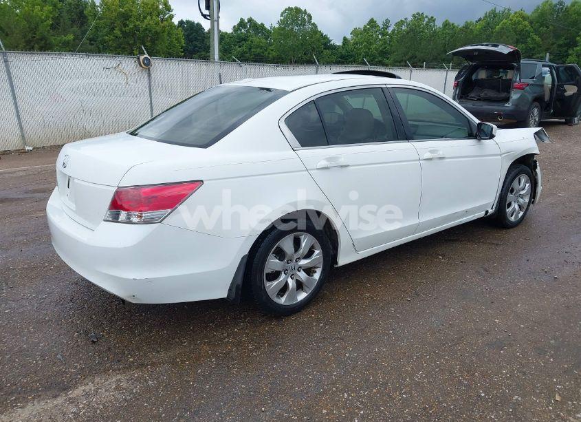 Photo 4 of 2008 Honda Accord 2.4 EX-L (VIN JHMCP26838C065662)