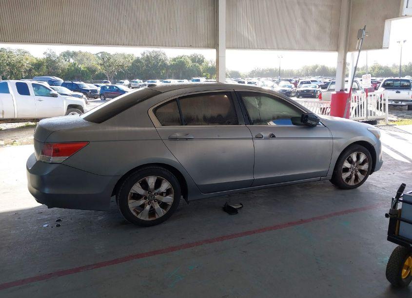 Photo 13 of 2008 Honda Accord 2.4 EX-L (VIN JHMCP26858C036471)