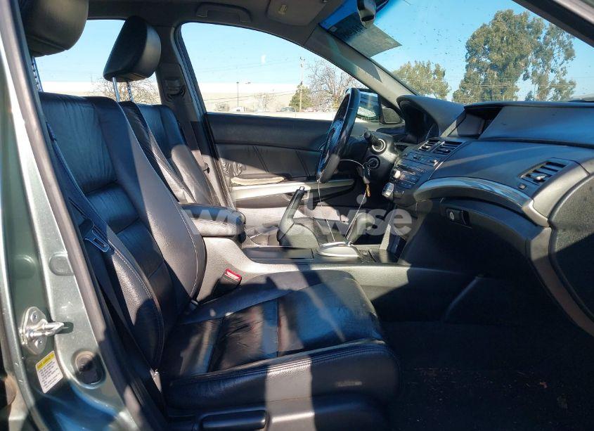 Photo 5 of 2008 Honda Accord 2.4 EX-L (VIN JHMCP26858C042870)