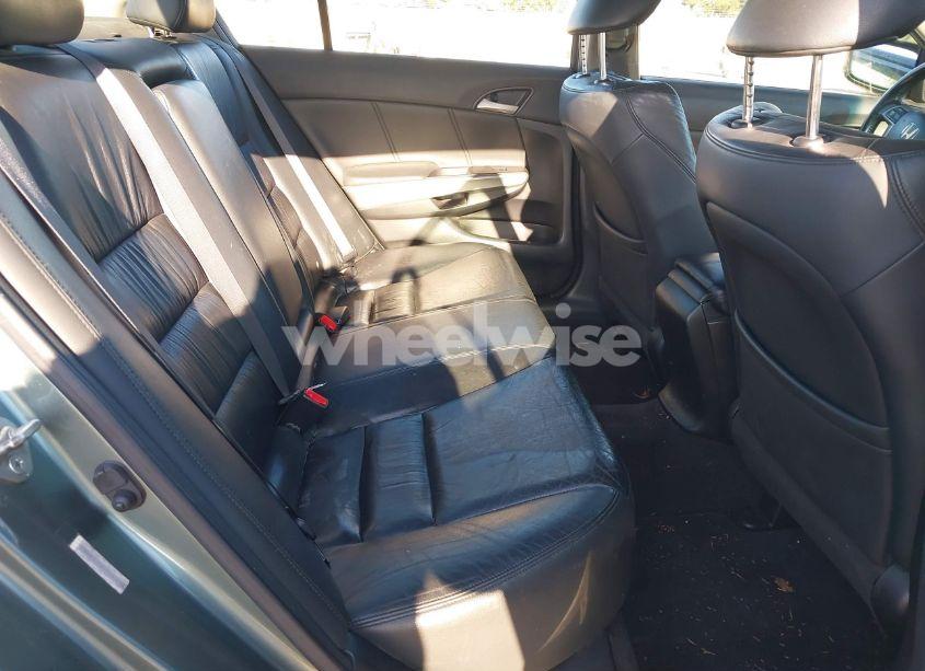 Photo 8 of 2008 Honda Accord 2.4 EX-L (VIN JHMCP26858C042870)