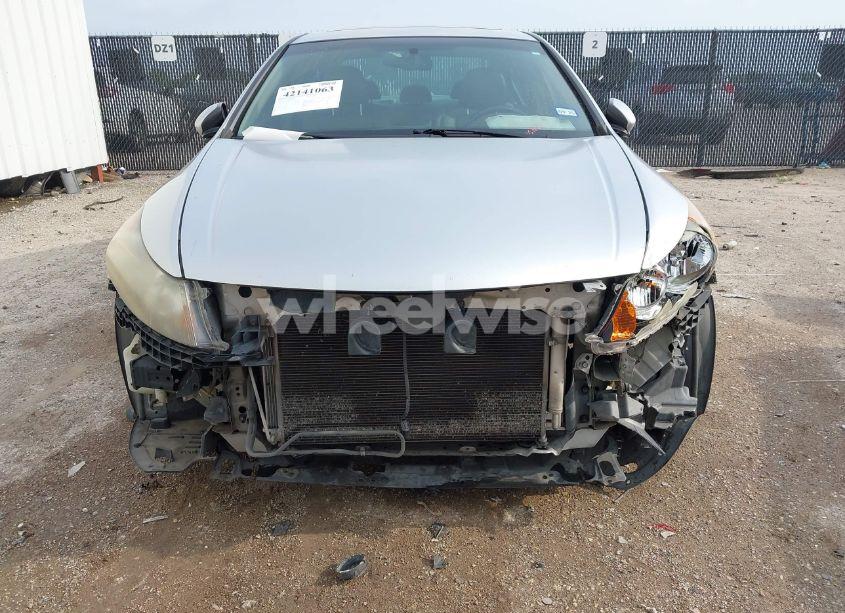 Photo 6 of 2008 Honda Accord 2.4 EX-L (VIN JHMCP26868C051416)