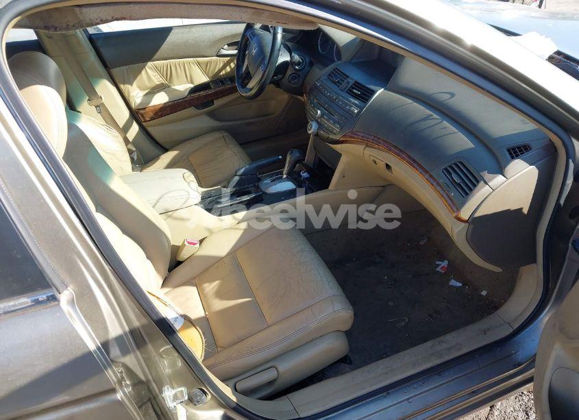 Photo 5 of 2008 Honda Accord 2.4 EX-L (VIN JHMCP26878C004895)