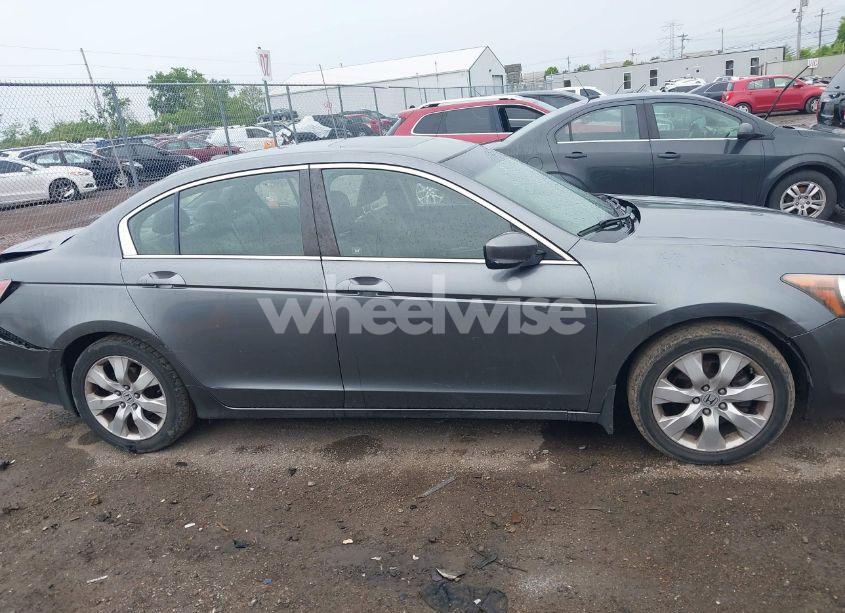 Photo 13 of 2008 Honda Accord 2.4 EX-L (VIN JHMCP26888C032530)