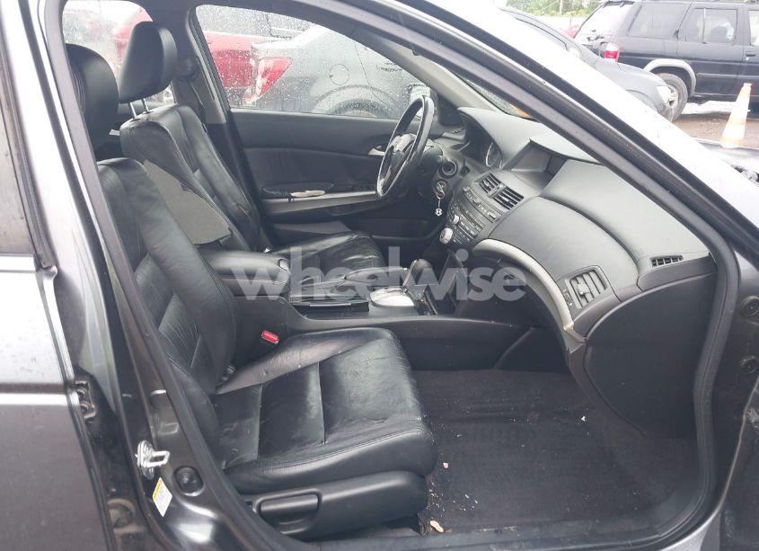 Photo 5 of 2008 Honda Accord 2.4 EX-L (VIN JHMCP26888C032530)