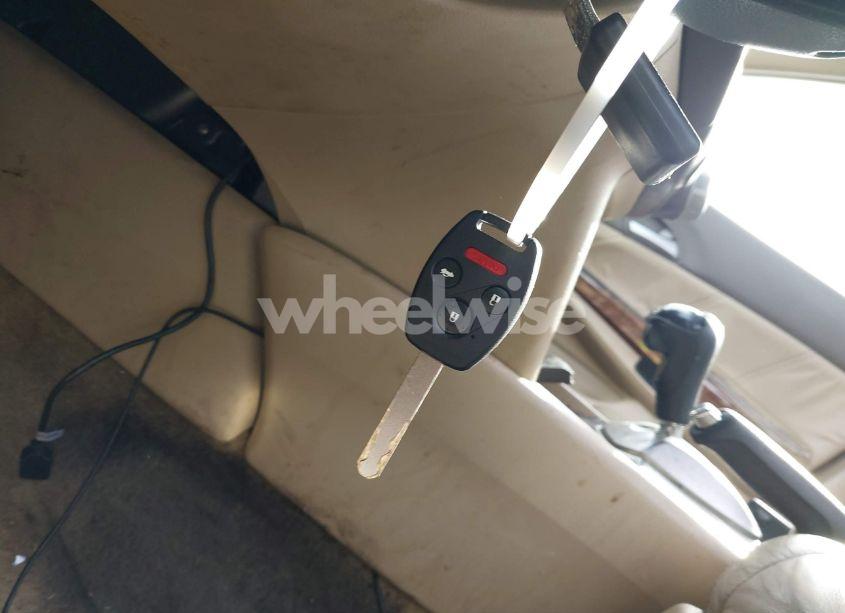 Photo 11 of 2008 Honda Accord 2.4 EX-L (VIN JHMCP26888C037680)