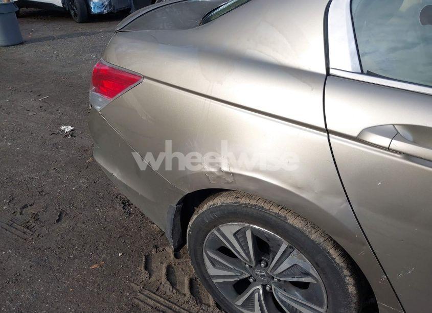 Photo 15 of 2008 Honda Accord 2.4 EX-L (VIN JHMCP26888C037680)