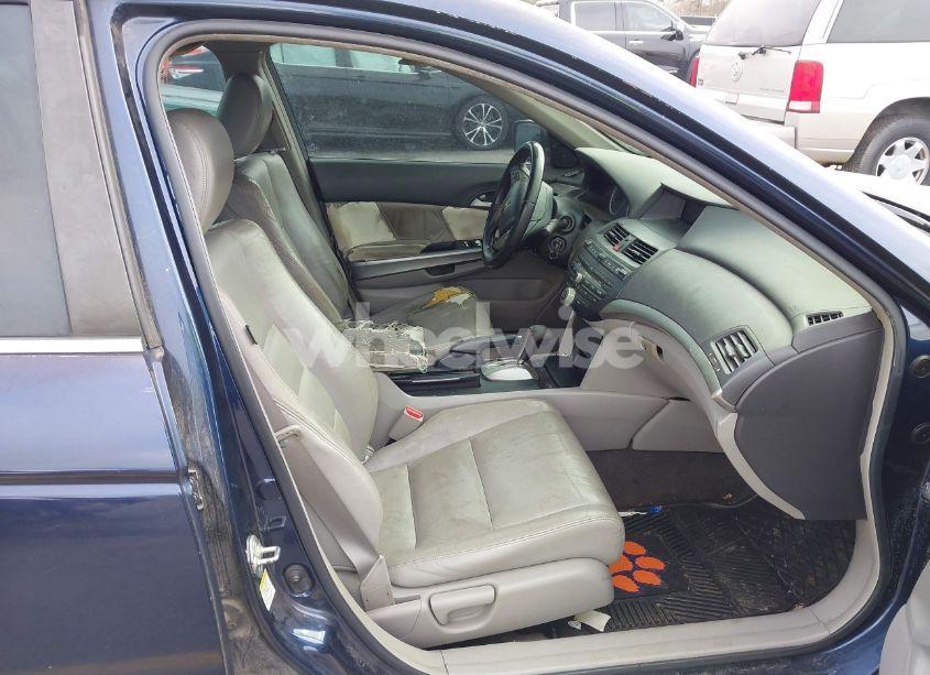 Photo 5 of 2008 Honda Accord 2.4 EX-L (VIN JHMCP26898C003182)