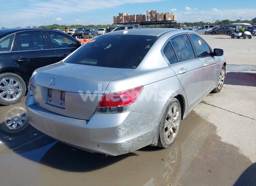 Photo 4 of 2008 Honda Accord 2.4 EX-L (VIN JHMCP26898C015820)