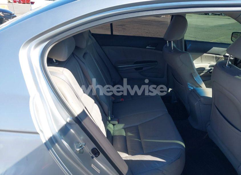 Photo 8 of 2008 Honda Accord 2.4 EX-L (VIN JHMCP26898C017146)