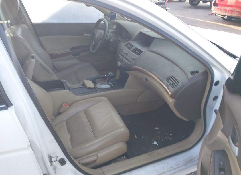 Photo 5 of 2008 Honda Accord 2.4 EX-L (VIN JHMCP268X8C053623)