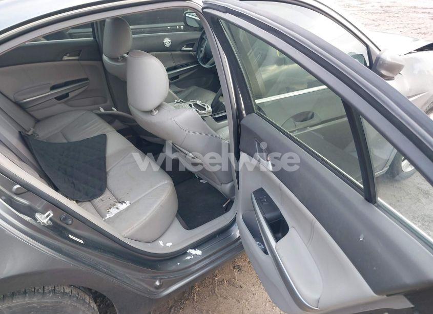 Photo 8 of 2008 Honda Accord 2.4 EX-L (VIN JHMCP268X8C078621)