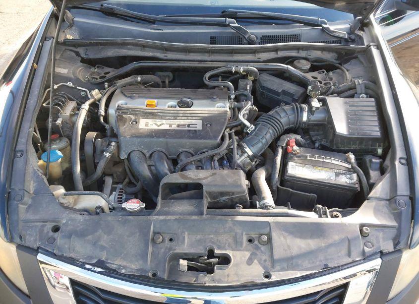 Photo 10 of 2009 Honda Accord 2.4 EX-L (VIN JHMCP268X9C000745)
