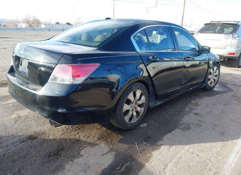 Photo 4 of 2009 Honda Accord 2.4 EX-L (VIN JHMCP268X9C000745)