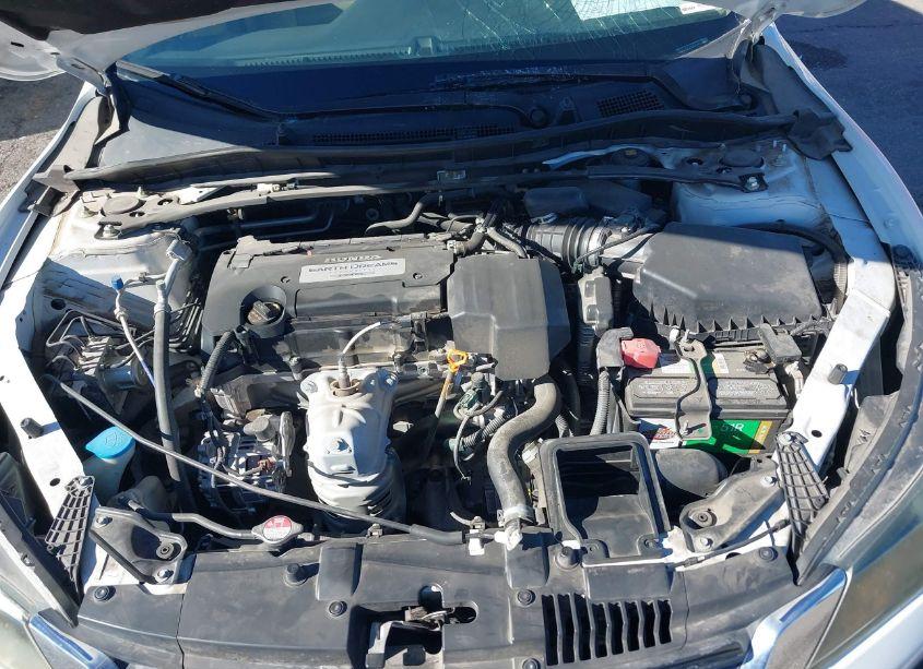 Photo 10 of 2013 Honda Accord EX (VIN JHMCR2F77DC000504)