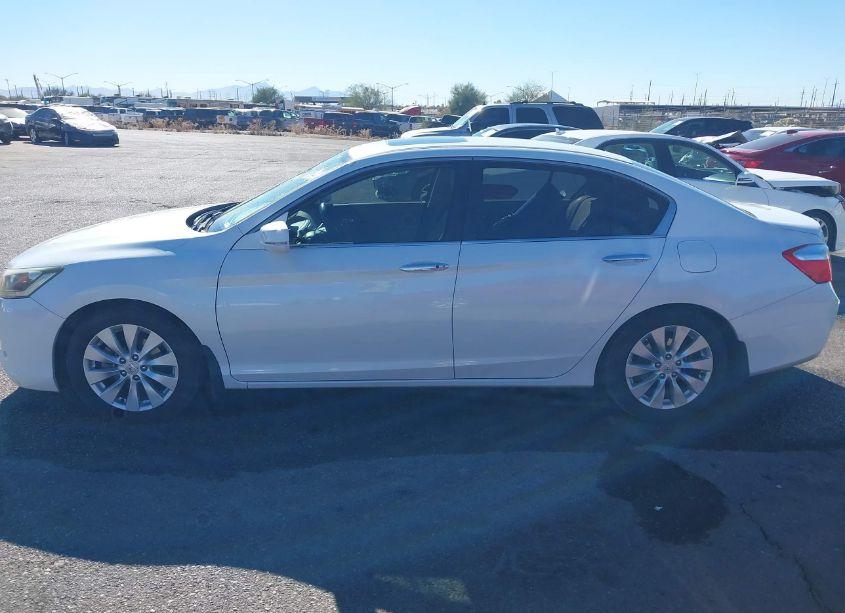 Photo 14 of 2013 Honda Accord EX (VIN JHMCR2F77DC000504)