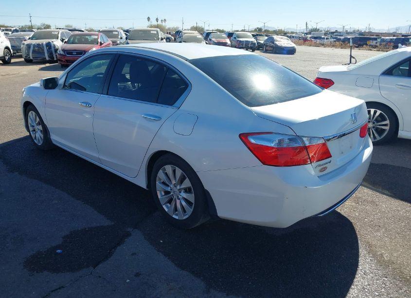 Photo 3 of 2013 Honda Accord EX (VIN JHMCR2F77DC000504)