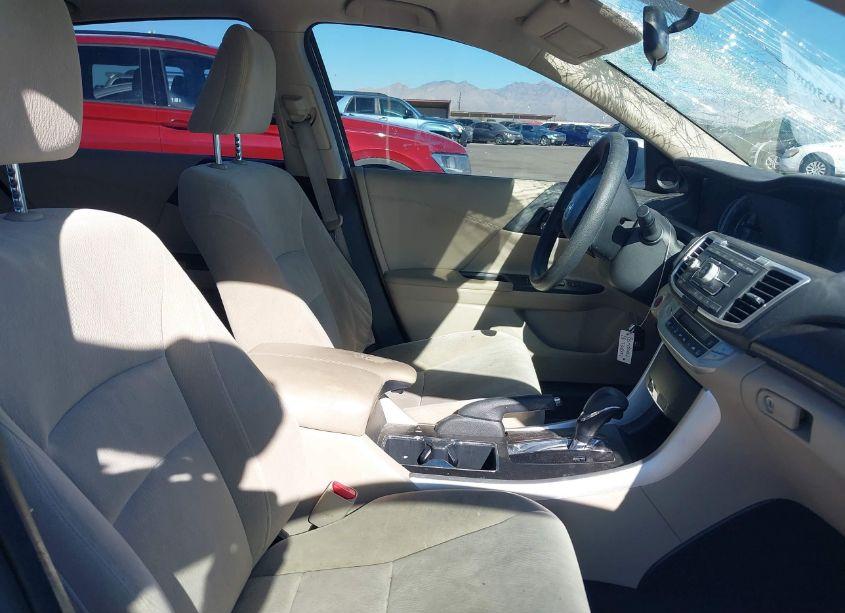 Photo 5 of 2013 Honda Accord EX (VIN JHMCR2F77DC000504)