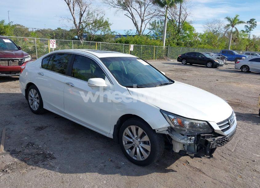 2013 Honda Accord EX (VIN JHMCR2F7XDC000593) main photo