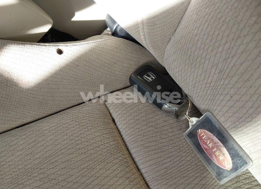 Photo 11 of 2013 Honda Accord EX (VIN JHMCR2F7XDC000593)