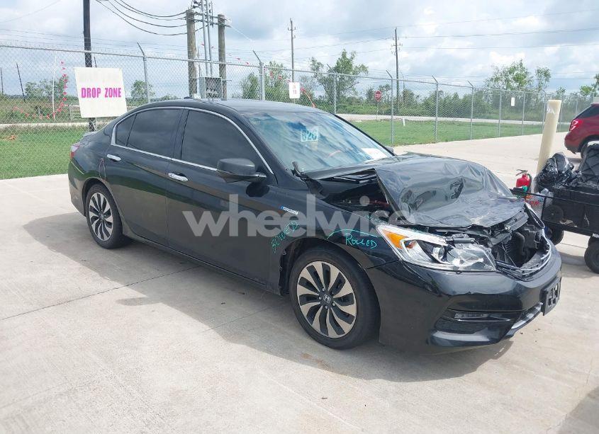 2017 Honda Accord HYBRID (VIN JHMCR6F32HC008889) main photo