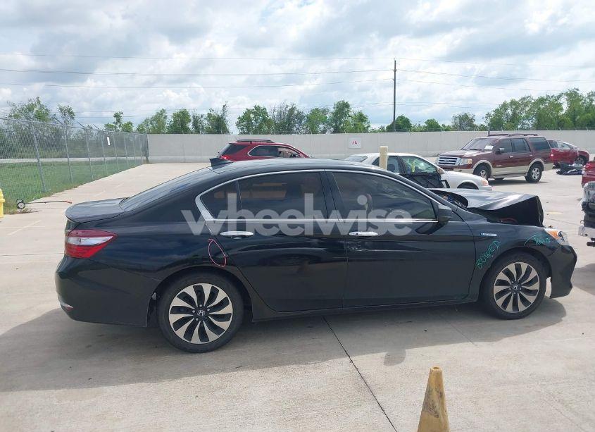 Photo 13 of 2017 Honda Accord HYBRID (VIN JHMCR6F32HC008889)