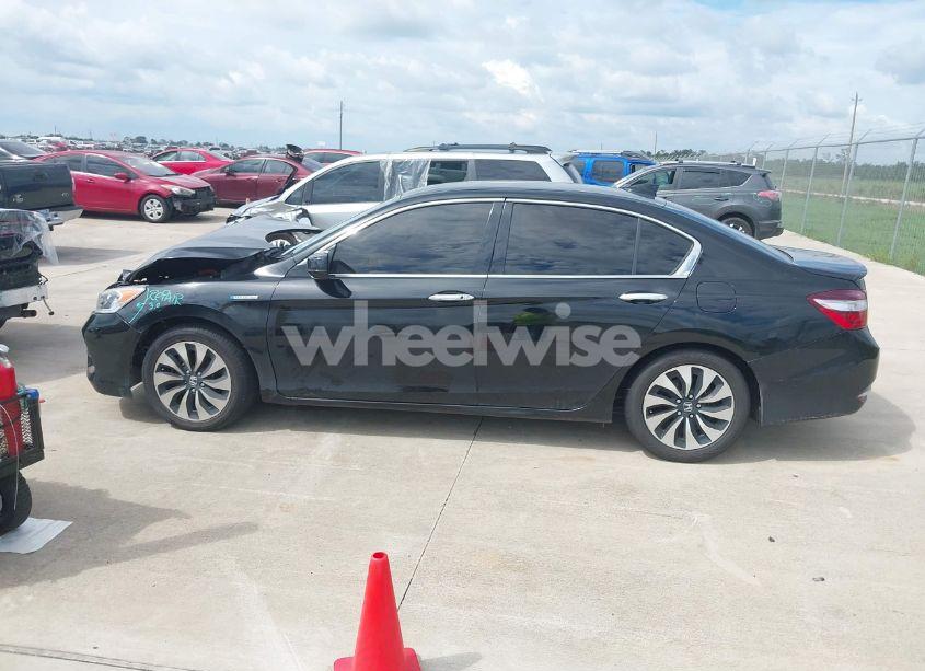 Photo 14 of 2017 Honda Accord HYBRID (VIN JHMCR6F32HC008889)