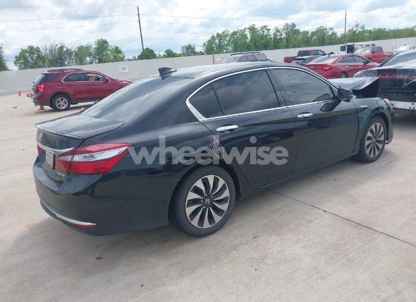 Photo 4 of 2017 Honda Accord HYBRID (VIN JHMCR6F32HC008889)