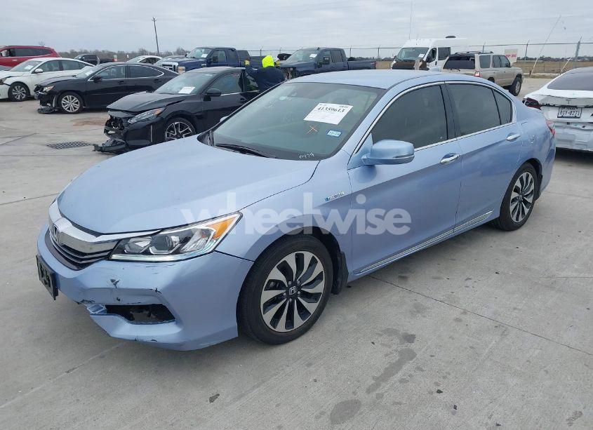 Photo 2 of 2017 Honda Accord HYBRID (VIN JHMCR6F32HC010979)