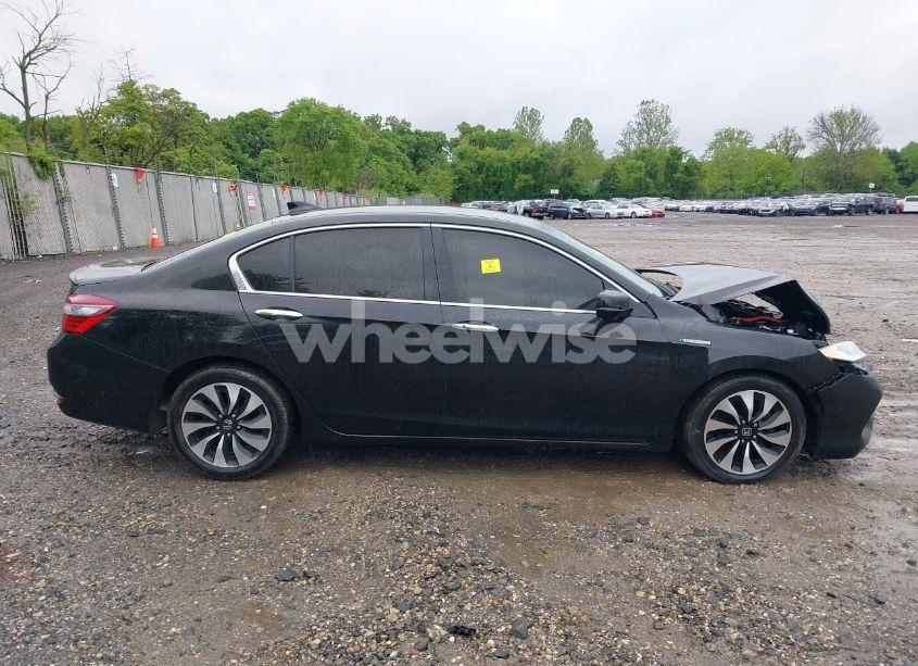 Photo 13 of 2017 Honda Accord HYBRID (VIN JHMCR6F32HC024543)