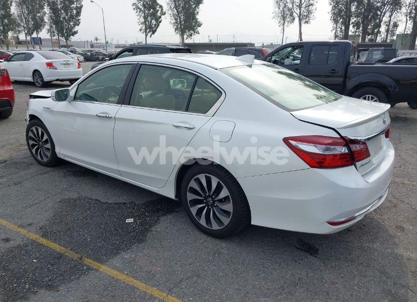 Photo 3 of 2017 Honda Accord HYBRID (VIN JHMCR6F35HC015562)