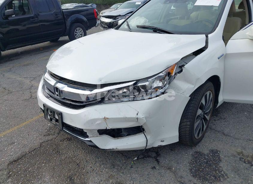 Photo 6 of 2017 Honda Accord HYBRID (VIN JHMCR6F35HC015562)