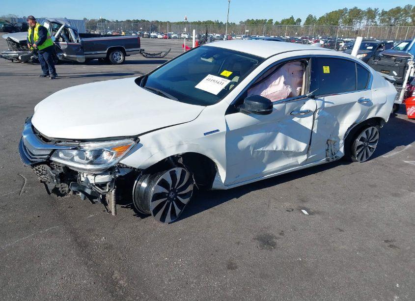 Photo 2 of 2017 Honda Accord HYBRID (VIN JHMCR6F36HC018356)