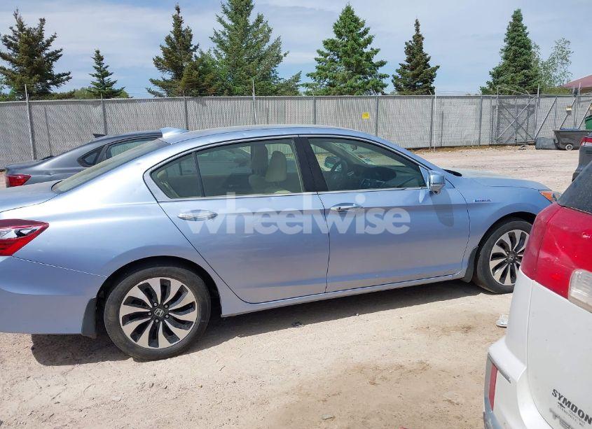 Photo 14 of 2017 Honda Accord HYBRID (VIN JHMCR6F38HC010968)