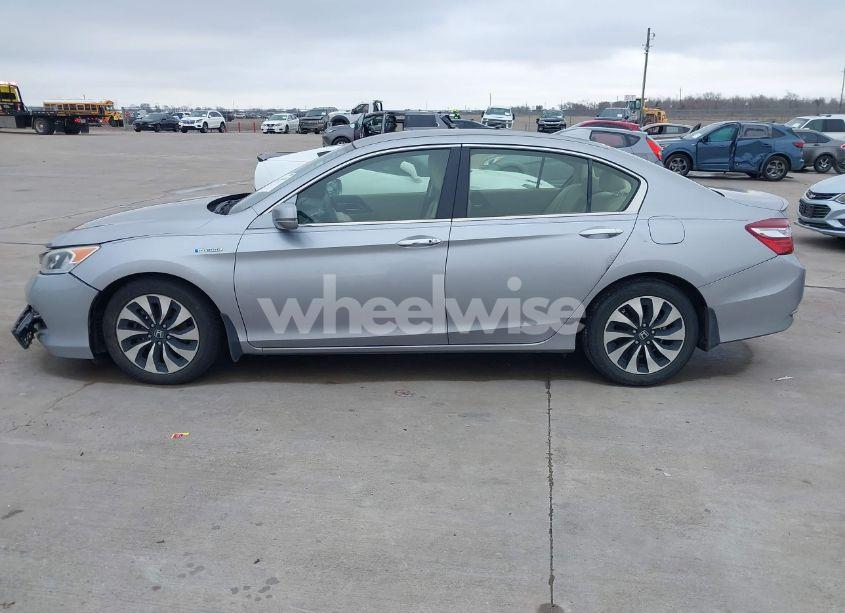 Photo 14 of 2017 Honda Accord HYBRID (VIN JHMCR6F39HC002054)