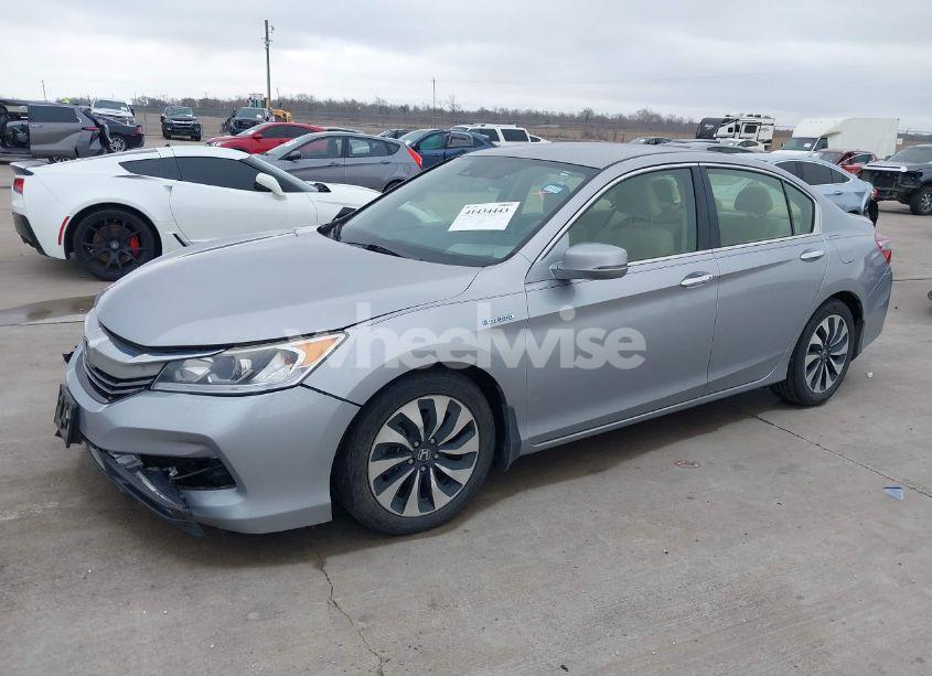 Photo 2 of 2017 Honda Accord HYBRID (VIN JHMCR6F39HC002054)