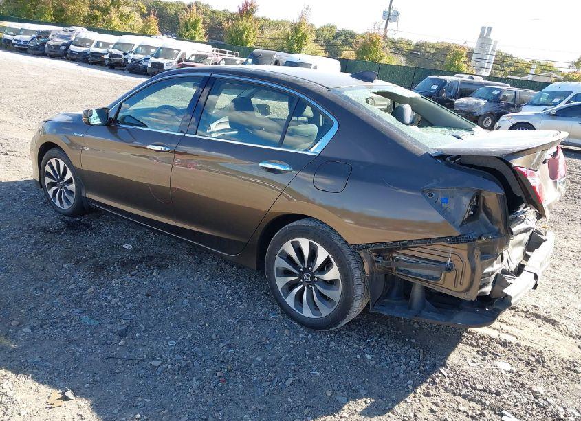 Photo 3 of 2017 Honda Accord HYBRID (VIN JHMCR6F39HC017444)