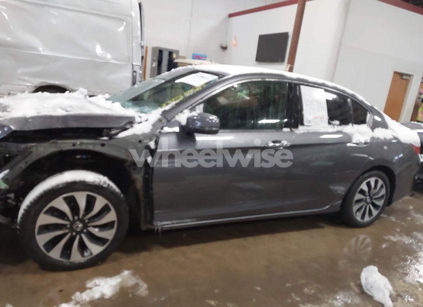 Photo 14 of 2017 Honda Accord HYBRID (VIN JHMCR6F39HC023034)