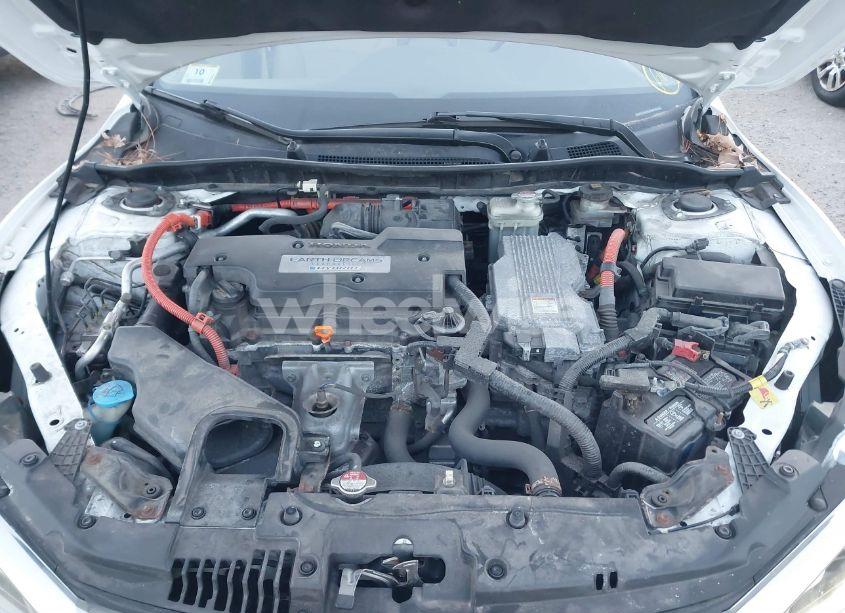 Photo 10 of 2017 Honda Accord HYBRID (VIN JHMCR6F3XHC000426)