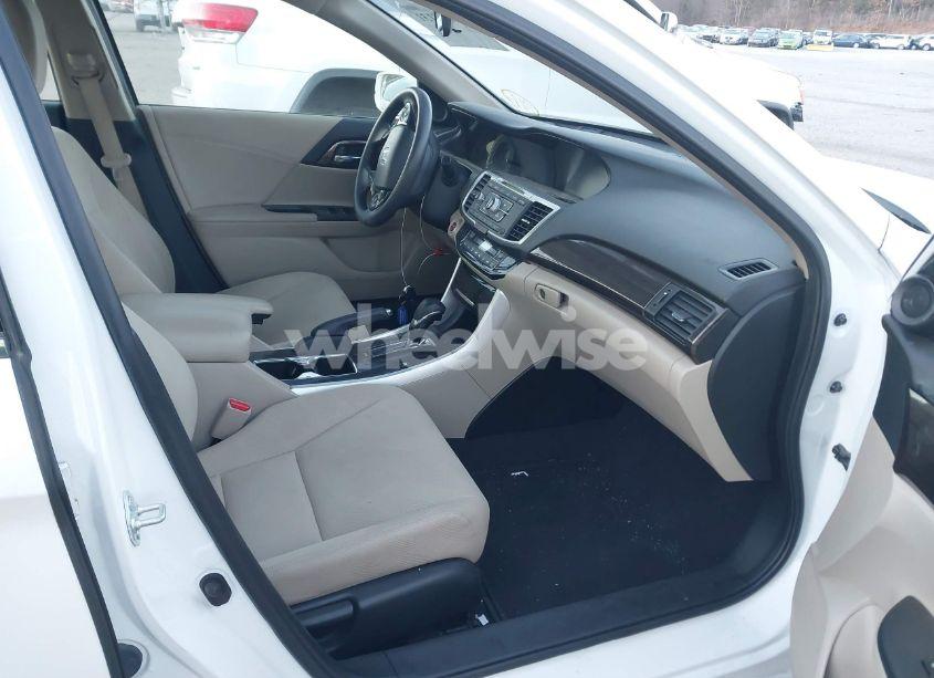 Photo 5 of 2017 Honda Accord HYBRID (VIN JHMCR6F3XHC000426)