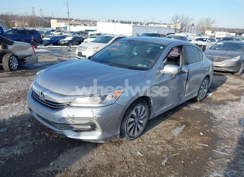 Photo 2 of 2017 Honda Accord HYBRID (VIN JHMCR6F3XHC011099)