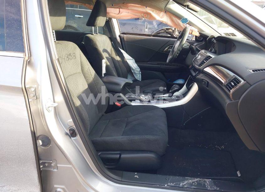 Photo 5 of 2017 Honda Accord HYBRID (VIN JHMCR6F3XHC011099)