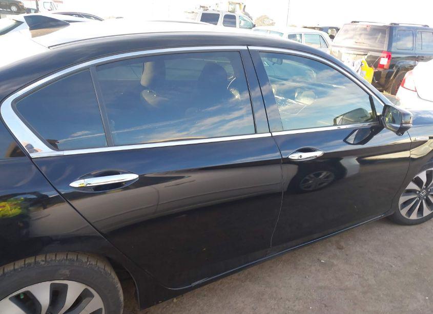 Photo 13 of 2017 Honda Accord HYBRID (VIN JHMCR6F3XHC014648)