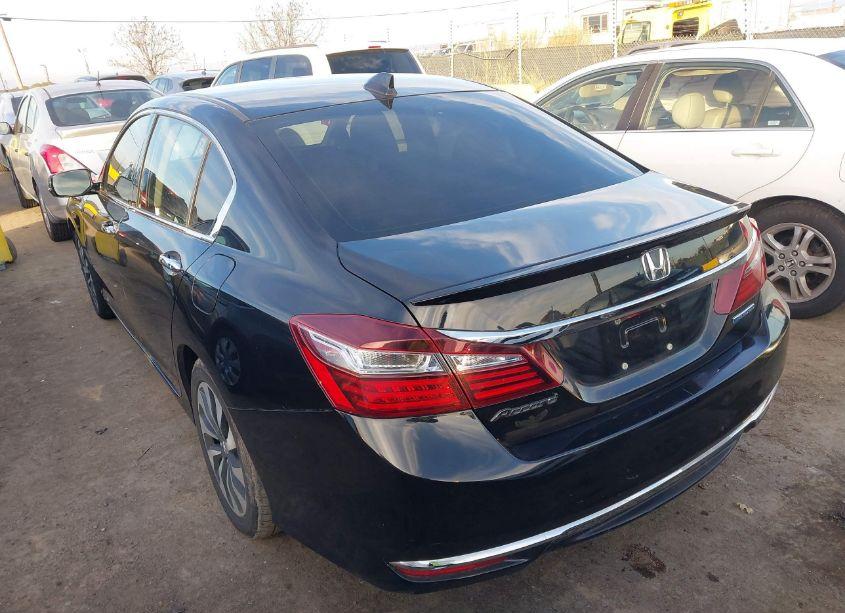 Photo 3 of 2017 Honda Accord HYBRID (VIN JHMCR6F3XHC014648)
